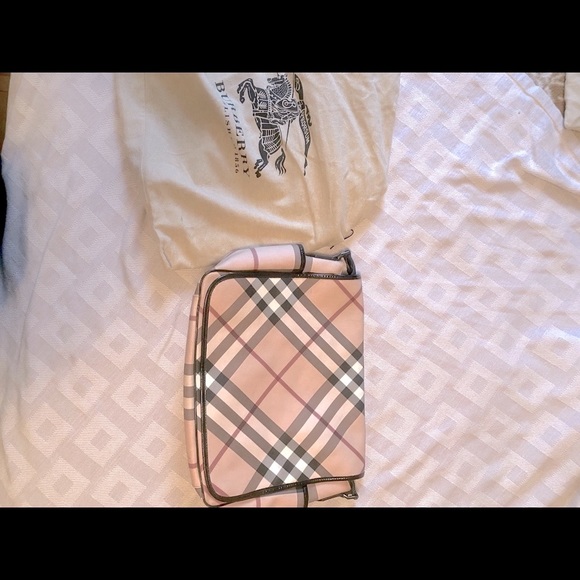 Burberry Other - Burberry messenger/utility bag unisex FINAL DAY